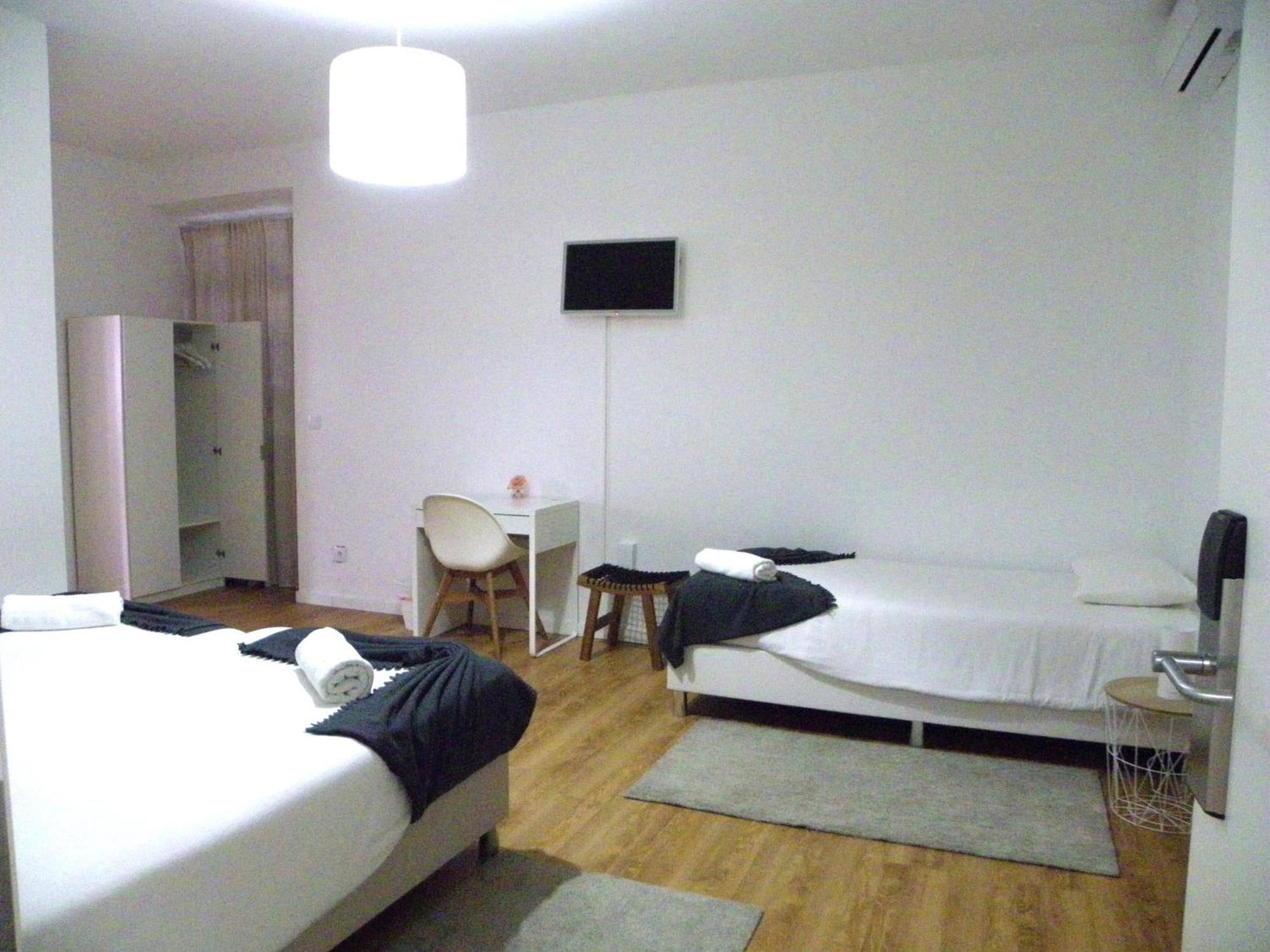 Lagoa Hostel & Suites Bilik gambar